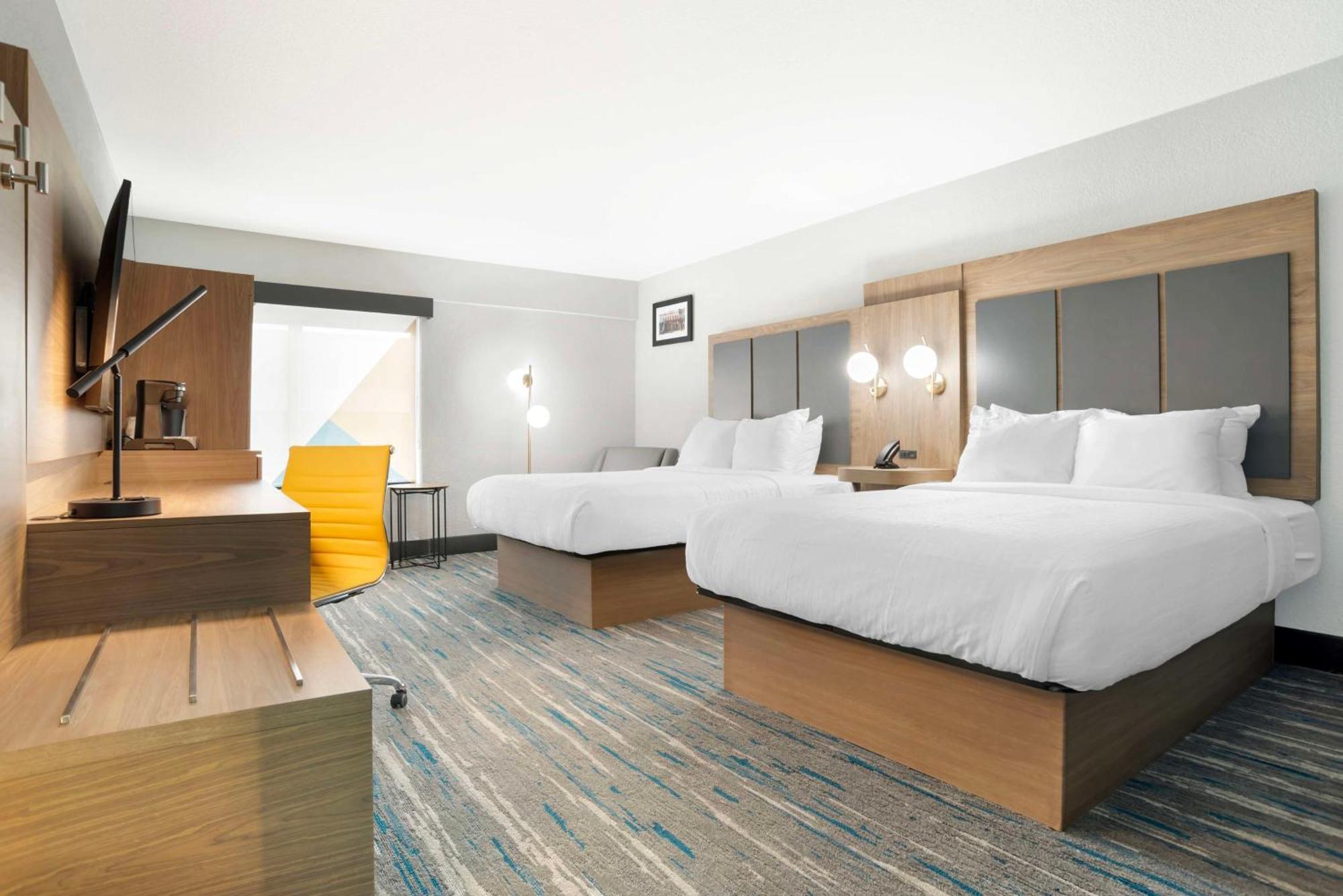 Best Western Plus Mobile Inn And Suites Exterior photo